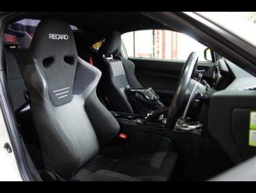 RECARO�i���J���V�[�g�j�@TOYOTA�@86�@ZN6�i2013�N�j�@�Ɂ@RECARO�i���J���j�@SR-6�@GK100S�@BK/SIL�@����
