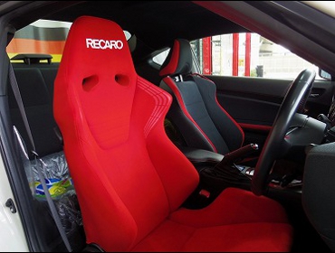 RECARO�i���J���V�[�g�j�@TOYOTA�@86�@ZN6�i2017�N�j�@�Ɂ@RECARO�i���J���j�@SR-6�@KK100S�@RED�@����