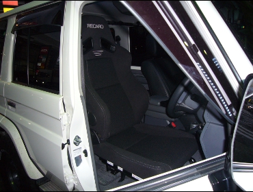 TOYOTA�@70�����N���@�Ɂ@RECARO�i���J���j�@SR-7F�@GK100�@BK/BK�@����