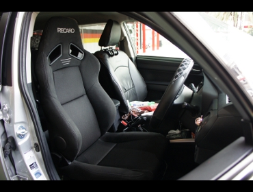 RECARO�i���J���V�[�g�j�@TOYOTA�@�J���[���t�B���_�[�@E165G�@�Ɂ@RECARO�i���J���j�@SR-7F�@GK100�@BK/BK�@A/R�^�C�v�@����
