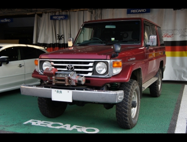 TOYOTA�@�����h�N���[�U�[70�@HZJ76�@�Ɂ@RECARO�i���J���j�@SR-7F�@GK100�@BK/RED�@A/R�^�C�v�@����