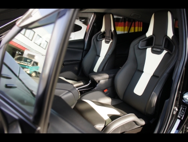 TOYOTA�@�v���E�XPHV�@�Ɂ@RECARO�i���J���j�@�X�|�[�c�X�^�[���~�e�b�h�G�f�B�V�����@�z���C�g�@�~���E�@����
