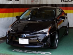 TOYOTA�@�v���E�X�@ZVW50�i2017�N�j�@�Ɂ@RECARO�i���J���j�@RS-G�@GK�@BK/SIL�@����