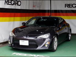 TOYOTA�@86�@ZN6�@�Ɂ@RECARO�i���J���j�@SR-6�@KK100S�@BK�@����