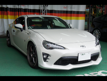 TOYOTA�@86���[�V���O�@ZN6�i2019�N�j�@�Ɂ@RECARO�i���J���j�@RS-G�@GK�@BK/�u���[�@����