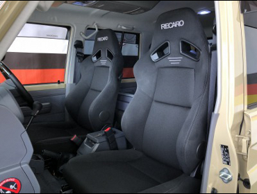 TOYOTA�@�����N��70�i2015�N�j�@�Ɂ@RECARO�i���J���j�@SR-7F�@GK100�@BK/BK�@�~2�@����