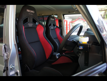 TOYOTA�@�����N��70�@�Ɂ@RECARO�i���J���j�@SR-7�@�A�h�o���X�G�f�B�V����2019�@RED�@���@SR-7F�@�A�h�o���X�G�f�B�V����2019�@RED�@����