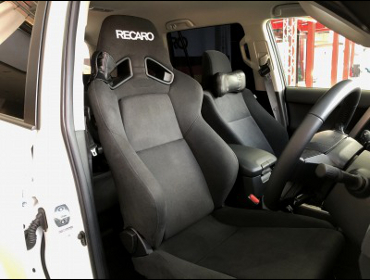 TOYOTA�@�����N���v���h�@150�@����i2019�N�j�@�Ɂ@RECARO�i���J���j�@SR-7F�@KK100�@BK�@����