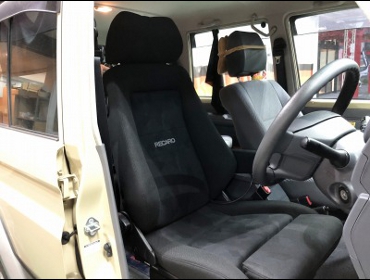 TOYOTA�@�����h�N���[�U�[70�@GRK76�i2015�N�j�@�Ɂ@RECARO�i���J���j�@�G���S���hMV�@BK�@����