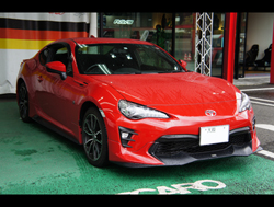 TOYOTA�@86�@ZN6�@�Ɂ@RECARO�i���J���j�@TS-G�@GK�@BK/RED�@����
