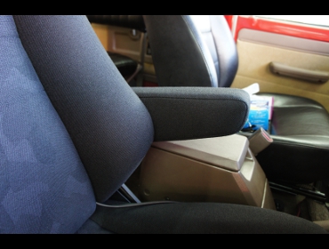 TOYOTA�@�����h�N���[�U�[�@PX-10�@T3�@�Ɂ@RECARO�i���J���j�@�G���S���hMV�@BK�@����