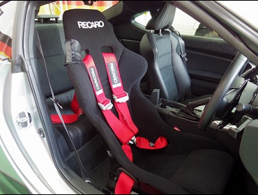 TOYOTA�@86�@ZN6�i2018�N3���j�@�Ɂ@RECARO�i���J���j�@RS-GE�@����