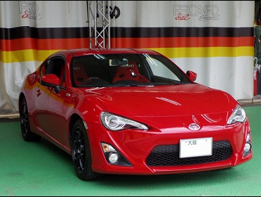 TOYOTA�@86�@ZN6�@�Ɂ@RECARO�i���J���j�@RS-GS�@RED�@���@SR-6�@KK100S�@RED�@����