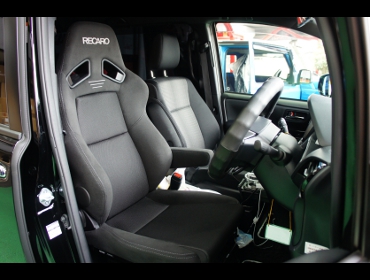 TOYOTA�@VOXY�@ZRR80W�@�Ɂ@RECARO�i���J���j�@SR-7�@GK100�@BK/BK�@�A�[�����X�g�t���@����