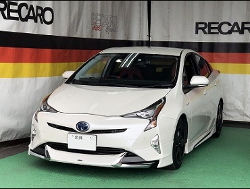 TOYOTA�@�v���E�X�@50�n�i2017�N�j�@�Ɂ@RECARO�i���J���j�@SR-7�@GU100H�@RED�@�V�[�g�q�[�^�[�t���@����
