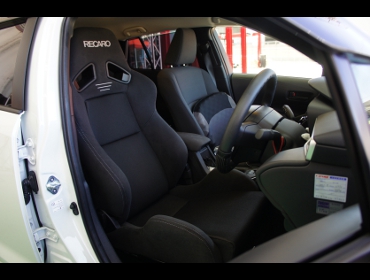 TOYOTA�@�J���[���c�[�����O�@�Ɂ@RECARO�i���J���j�@SR-7�@GK100�@BK�@�V�[�g�q�[�^�[�t���@����