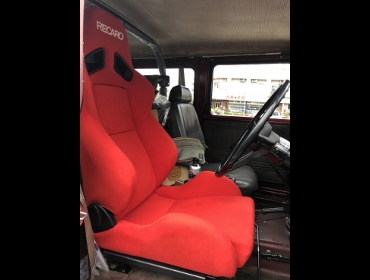TOYOTA�@�����h�N���[�U�[�@�Ɂ@RECARO�i���J���j�@SR-7�@KK100�@RED�@����