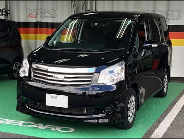 TOYOTA�@�m�A�@ZRR70�i2010�N�j�@�Ɂ@RECARO�i���J���j�@�G���S���h��LD�@BK�@����