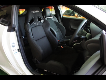 TOYOTA�@GR�����X�@GXPA16�i2020�N�j�@�Ɂ@RECARO�i���J���j�@SR-7�@GU100H�@BK�@�V�[�g�q�[�^�[�t���@����