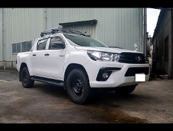TOYOTA�@�n�C���b�N�X�@GUN125�i2019�N�j�@�Ɂ@RECARO�i���J���j�@LX-F�@TR�@NN�@BK�@����