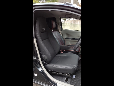 TOYOTA�@�s�N�V�X�@�G�|�b�N�@L310�i2013�N�j�@�Ɂ@RECARO�i���J���j�@LX-F�@TR�@NN�@BK�@����