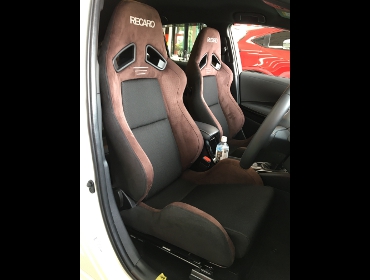 TOYOTA�@�J���[���c�[�����O�@NRE210W�i2020�N�j�@�Ɂ@RECARO�i���J���j�@SR-7�@GU100H�@�u���E���@�V�[�g�q�[�^�[�t���@�~���E�@����