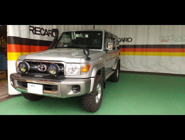 TOYOTA�@�����h�N���[�U�[76�i2014�N�j�@�Ɂ@RECARO�i���J���j�@SR-7�@GK100�@BK/RED�@����
