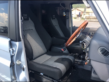 TOYOTA�@�����h�N���[�U�[78�v���h�@KZJ78W�i1994�N�j�@�Ɂ@RECARO�i���J���j�@LX-�e�@�h�m110�@BK�@�A�[�����X�g�t���@�~���E�@����