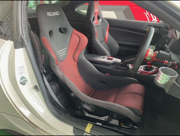 TOYOTA�@86�@ZN6�i2012�N�j�@�Ɂ@RECARO�i���J���j�@TS-G GK�@BK/RED�@����