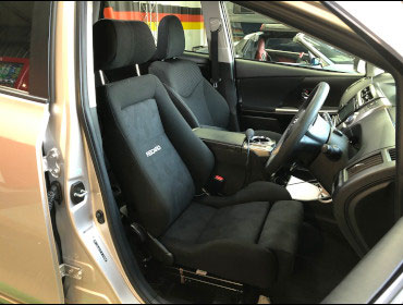 TOYOTA�@�v���E�X�A���t�@�@�Ɂ@RECARO�i���J���j�@�G���S���hLD�@BK�@����
