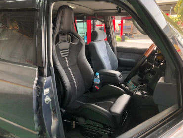 TOYOTA�@�����h�N���[�U�[80�i1995�N�j�@�Ɂ@RECARO�i���J���j�@�X�|�[�c�X�^�[CL210H�@BK�@����