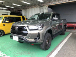 TOYOTA�@�n�C���b�N�X�@GUN125�i2021�N�j�@�Ɂ@RECARO�i���J���j�@�X�|�[�c�X�^�[GK100H�@BK�@���@�N���X�X�|�[�c�X�^�[GK100H�@BK�@����