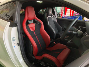 TOYOTA�@GR�����X�@GXPA16�i2020�N�j�@�Ɂ@RECARO�i���J���j�@�X�|�[�c�X�^�[CL210H�@RED�@�o�b�N�J�[�{���V�F���{���T�C�h�J�[�{���@����