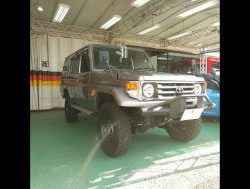 TOYOTA�@�����h�N���[�U�[70�@�Ɂ@RECARO�i���J���j�@LX-F�@TR�@NN�@BK�@�~���E�@����