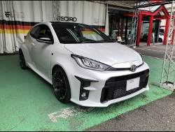 TOYOTA�@GR�����X�@GXPA16�i2021�N�j�@�Ɂ@RECARO�i���J���j�@SR-7�@KK100�@BK�@����