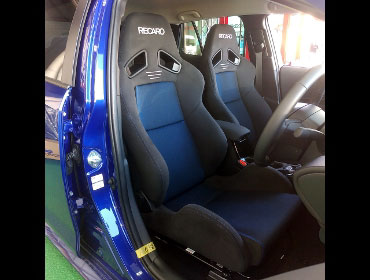TOYOTA�@�J���[���c�[�����O�@ZRE212W�i2022�N�j�@�Ɂ@RECARO�i���J���j�@SR-7�@GK100�@BK/�u���[�@���@SR-7F�@GK100�@BK/�u���[�@����
