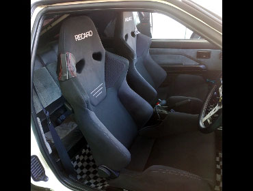 TOYOTA�@�X�v�����^�[�g���m�@AE86���i1986�N�j�@�Ɂ@RECARO�i���J���j�@SR-6�@GK100S�@BK/BK�@�~���E�@����