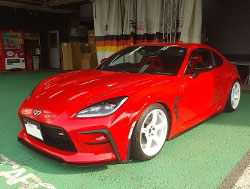 TOYOTA�@GR86�@ZN8�i2022�N�j�@�Ɂ@RECARO�i���J���j�@SR-7F�@KK100�@RED�@�~���E�@����