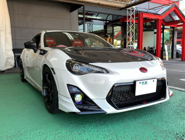 TOYOTA�@86�@ZN6�i2013�N�j�@�Ɂ@RECARO�i���J���j�@SR-7�@KK100�@RED�@�~���E�@����