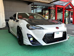 TOYOTA�@86�@ZN6�i2013�N�j�@�Ɂ@RECARO�i���J���j�@SR-7�@KK100�@RED�@�V�[�g�q�[�^�[�t���@�~���E�@����