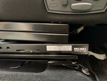 TOYOTA�@�v���h�@GRJ150W�i2014�N�j�@�Ɂ@RECARO�i���J���j�@�I���\�y�hAN220HV�@BK�@���ʃV���[�g�J�b�g���H�@�d���X���C�h���[���@�~���E�@����