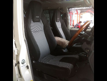 TOYOTA�@�����h�N���[�U�[70�@GRJ76�i2014�N�j�@�Ɂ@RECARO�i���J���j�@LX-F�@WU110�@BK�@�~���E�@����