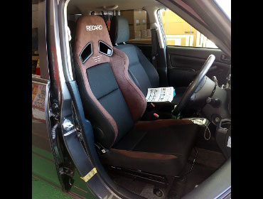 TOYOTA�@�v���{�b�N�X�@NCP165V�i1991�N�j�@�Ɂ@RECARO�i���J���j�@SR-7F�@GU100H�@A/R�u���E���@����