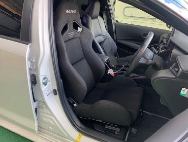 TOYOTA�@�J���[���c�[�����O�@ZRE210�i2019�N�j�@�Ɂ@RECARO�i���J���j�@SR-7�@GK100�@BK/BK�@�V�[�g�q�[�^�[�t���@����