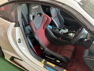 TOYOTA�@GR86�@ZN8�i2023�N�j�@�Ɂ@RECARO�i���J���j�@TS-G�@GK�@BK/RED�@����