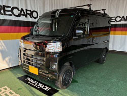 TOYOTA�@�s�N�V�X�o���@3BD-S710M�i2024�N�j�@�Ɂ@RECARO�i���J���j�@SR-C�@A/R�@����