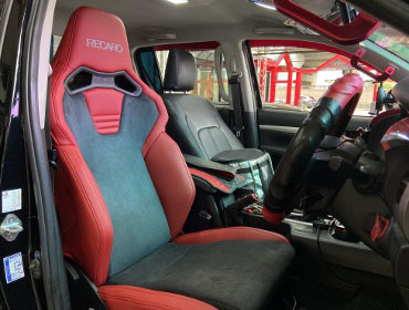 TOYOTA�@�n�C���b�N�X�@GUN125�i2021�N�j�@�Ɂ@RECARO�i���J���j�@SR-C�@UT100�@RED�@����