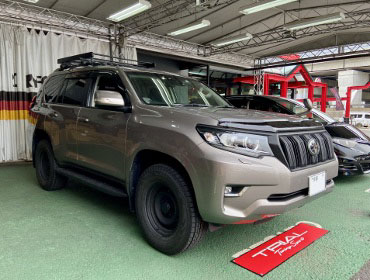 TOYOTA�@�����h�N���[�U�[�v���h�@TRJ150�i2023�N�j�@�Ɂ@RECARO�i���J���j�@SR-S�@BK100�@BK/SIL�@����