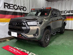 TOYOTA�@�n�C���b�N�X�@GUN125�i2021�N�j�@�Ɂ@RECARO�i���J���j�@SR-C�@BK100H�@A/R�@BK/BK�@�V�[�g�q�[�^�[�t���@����
