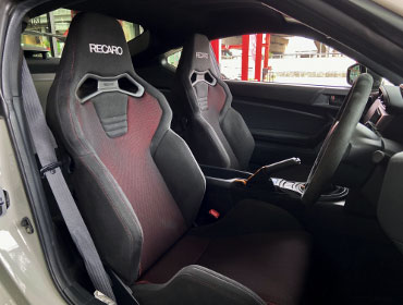TOYOTA�@86�@ZN6�i2015�N�j�@RECARO�i���J���j�@SR-S�@BK100�@BK/RED�@���@SR-C�@BK100�@BK/RED�@����